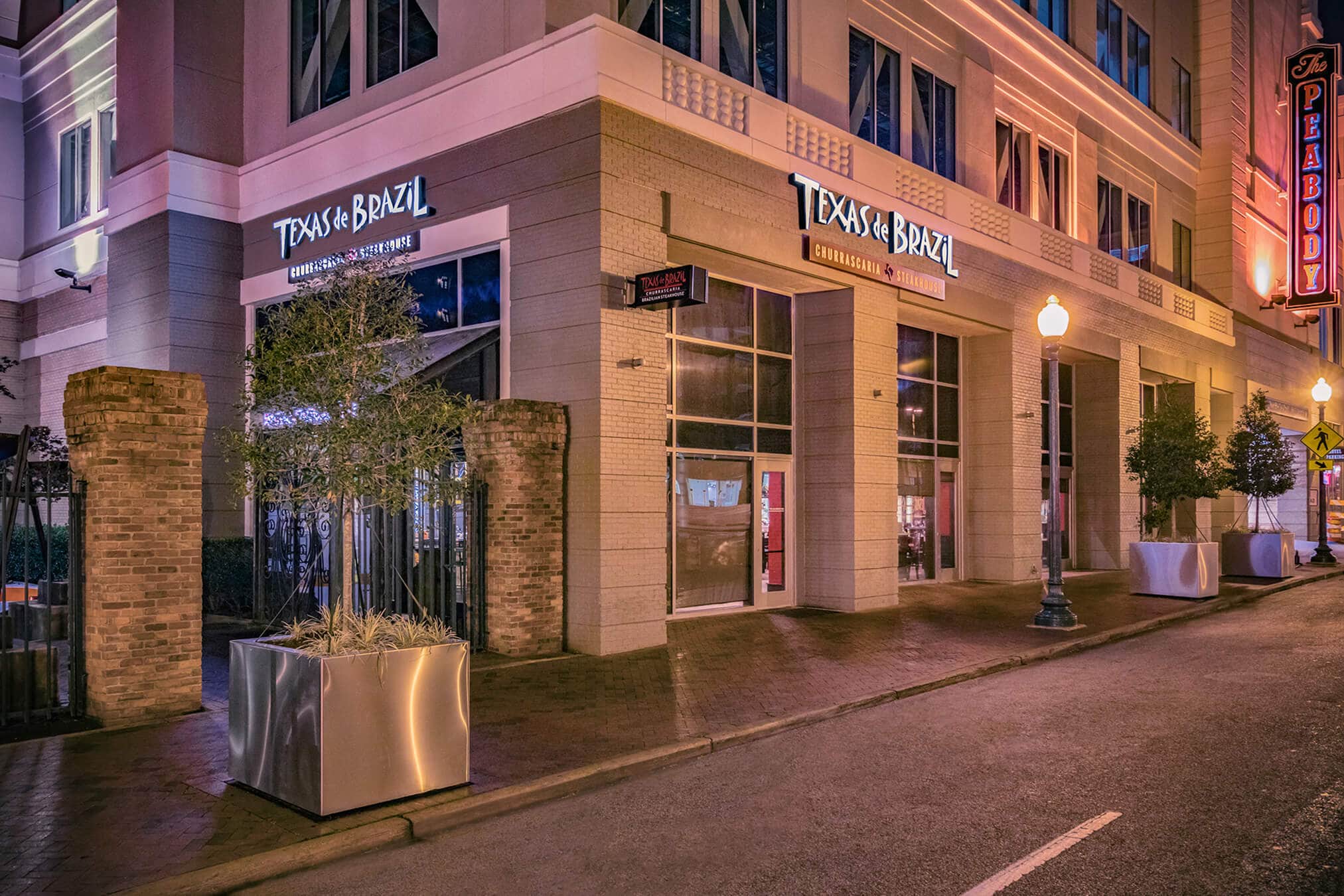 Outside Texas de Brazil Memphis